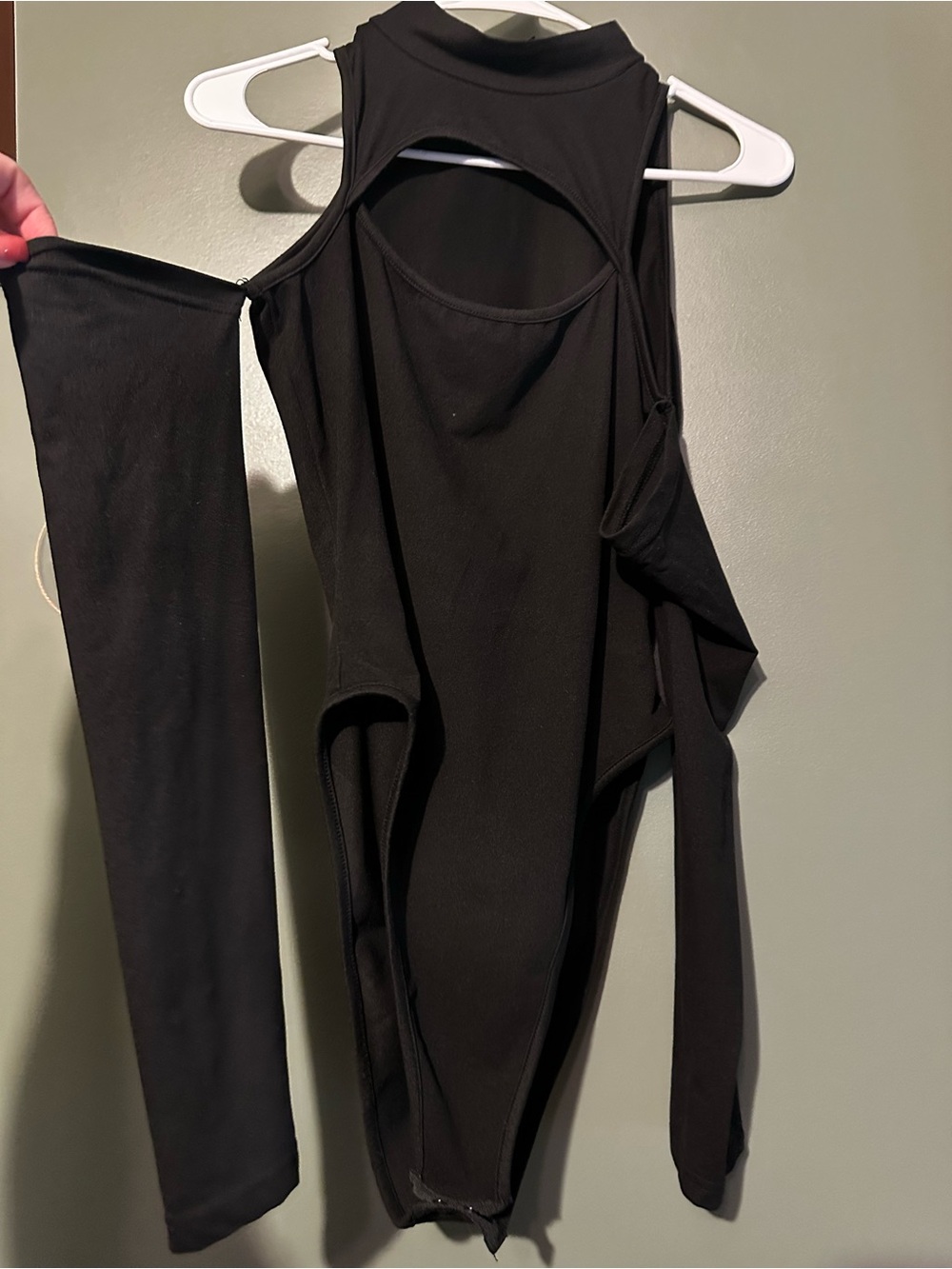 ⭐️ Black Women's Cutout bodysuit - Sleek attached Sleeve Design